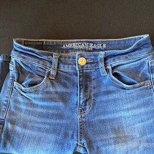 American Eagle Size 0 Super Stretch